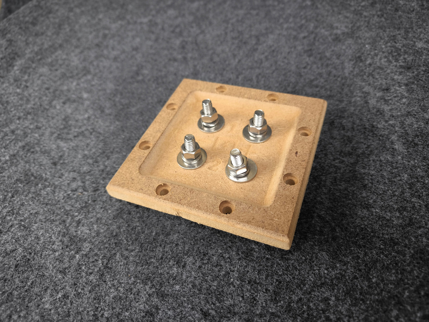 Speaker Terminal (MDF Series)