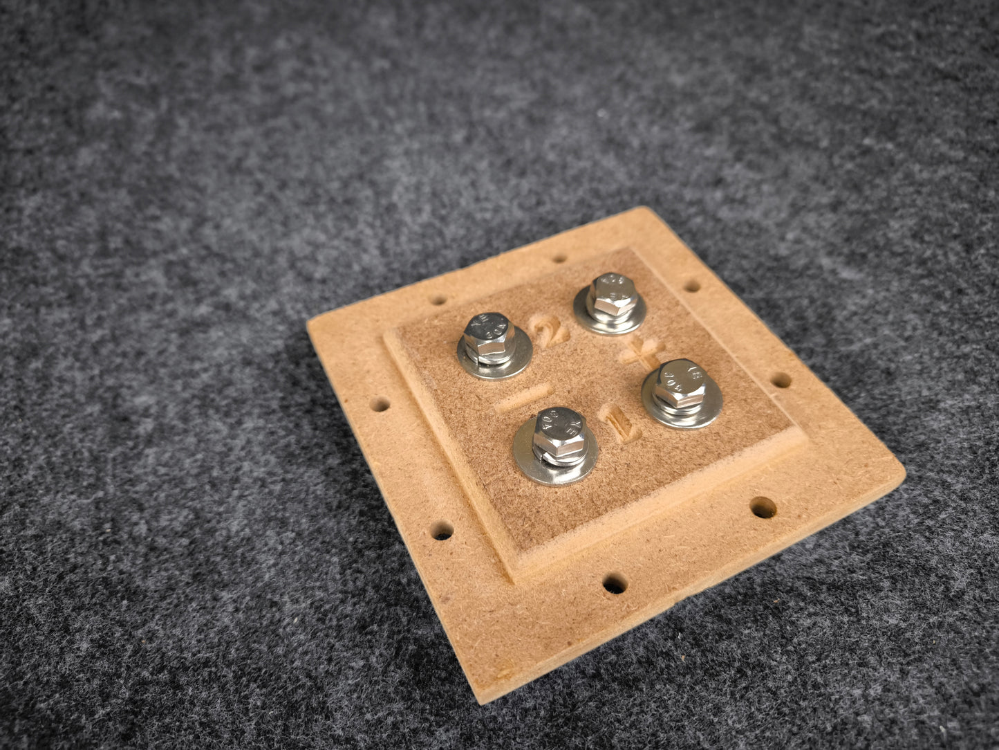 2-Channel Speaker Terminal (Wooden Series)