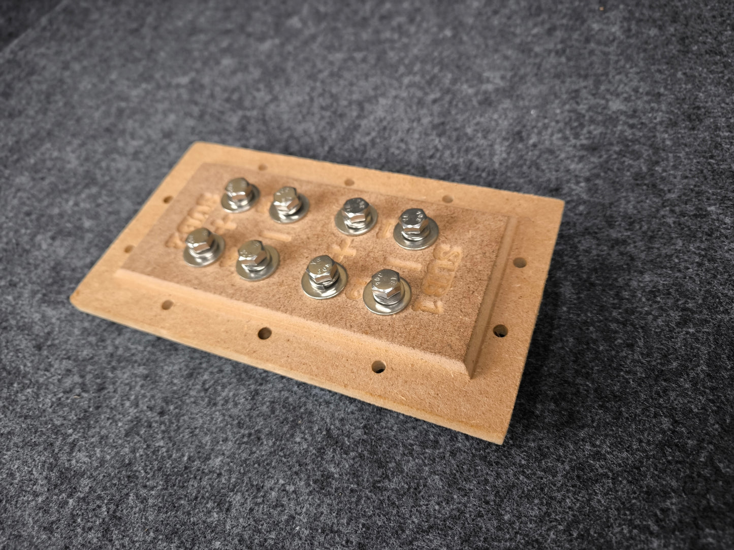 4-Channel Speaker Terminal (Wooden Series)
