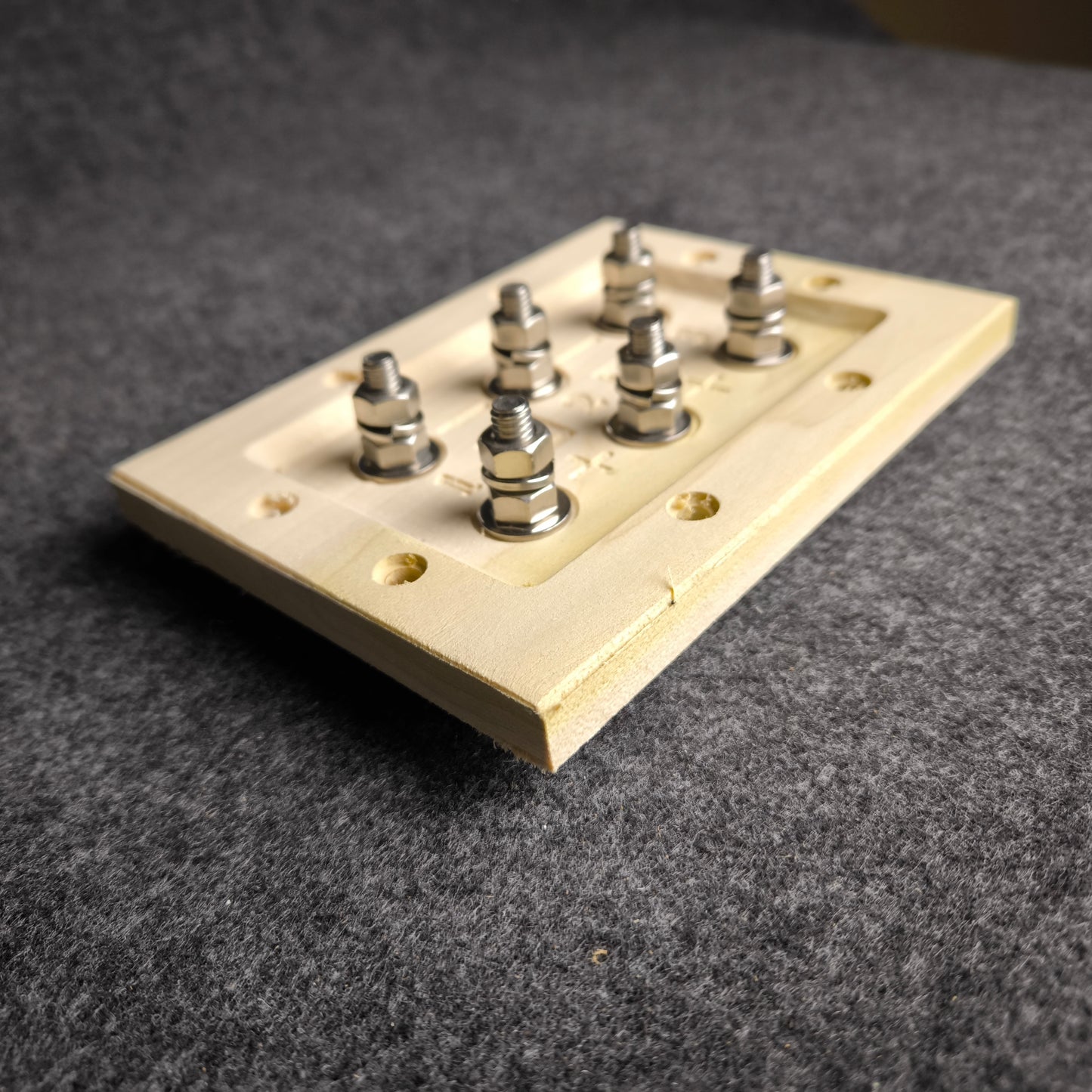 3-Channel Speaker Terminal (Wooden Series)