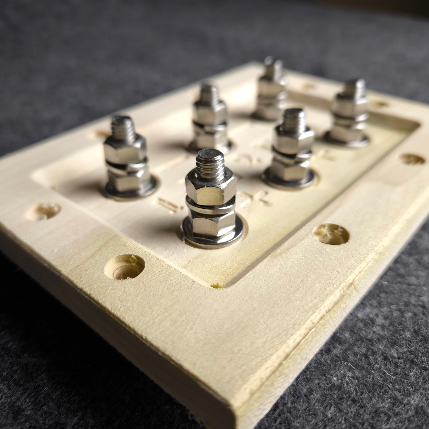 3-Channel Speaker Terminal (Wooden Series)