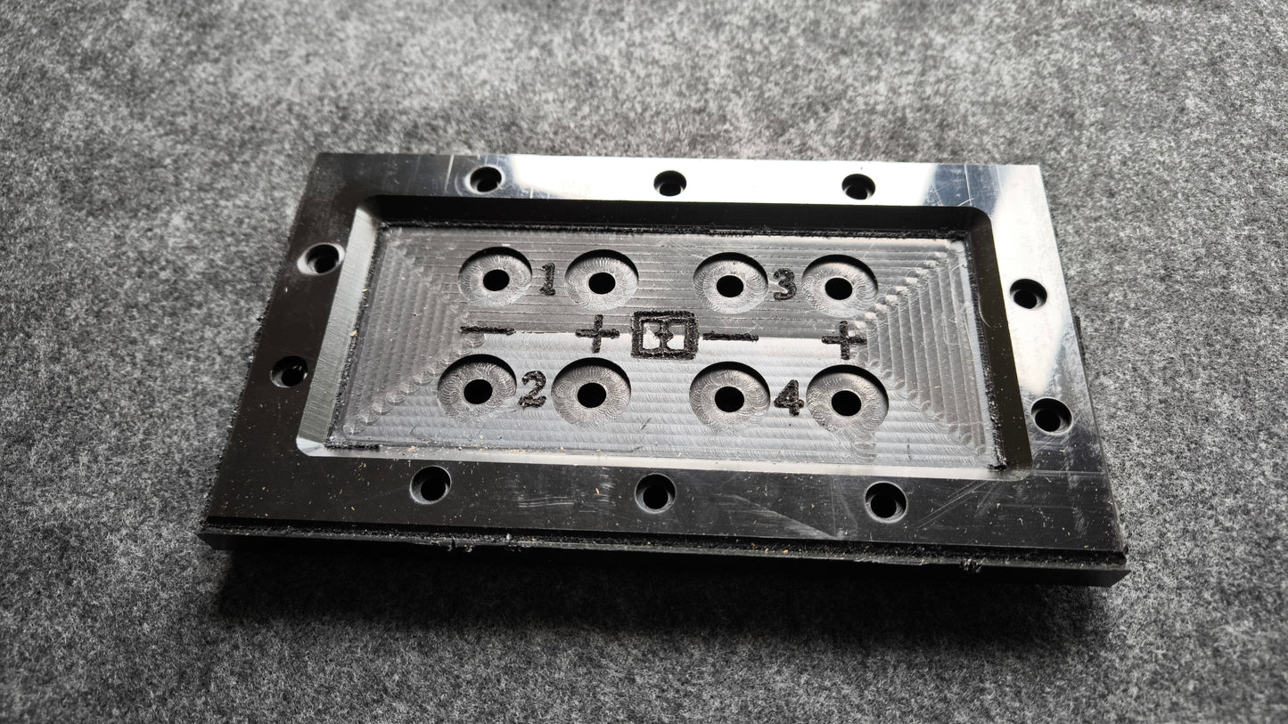 4-Channel Square Speaker Terminal (Plastic)